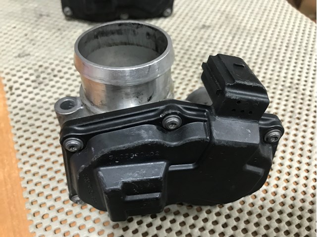 Дроссельная заслонка CM5G9F991FA FORD