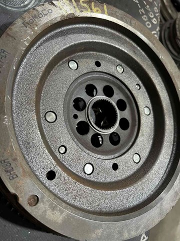 Маховик с зубчатым ободом DS7R6477CA FORD