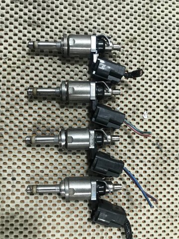 Форсунка дизельная в сборе PE0113250B MAZDA