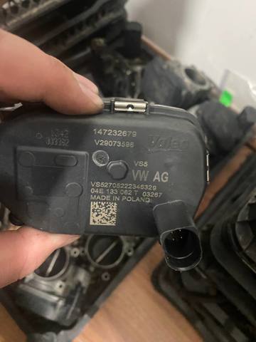 Дроссельная заслонка в сборе V29073596 VAG