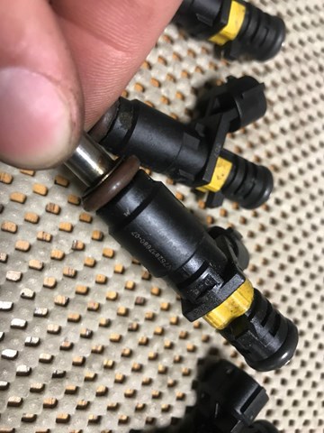 V752817680 PEUGEOT Форсунка впрыска топлива купить в Каменское