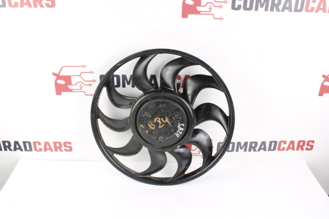Диффузор радиатора охлаждения в сборе с мотором и крыльчаткой 214816RR0B NISSAN