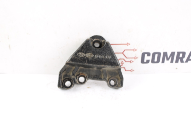 Кронштейн подушки (опоры) двигателя, правой 21825C1000 HYUNDAI