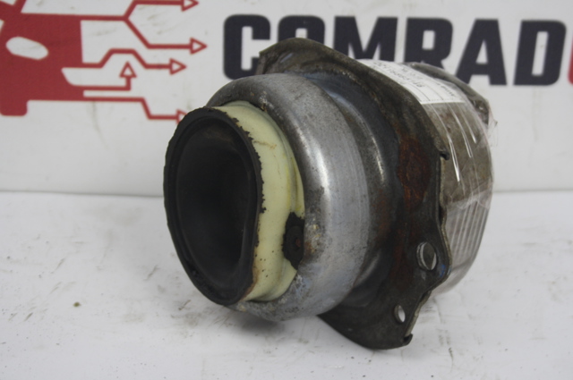 BMW 22116865146 Подушка (опора) двигателя правая в наличии Запорожье