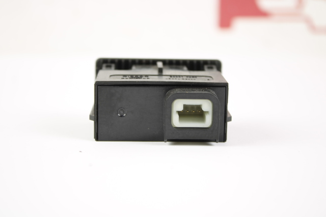 253316UA0 NISSAN USB-разветвитель купить в Кривой Рог