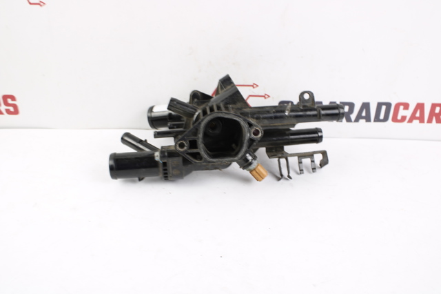 Корпус термостата в сборе 256002G560 HYUNDAI