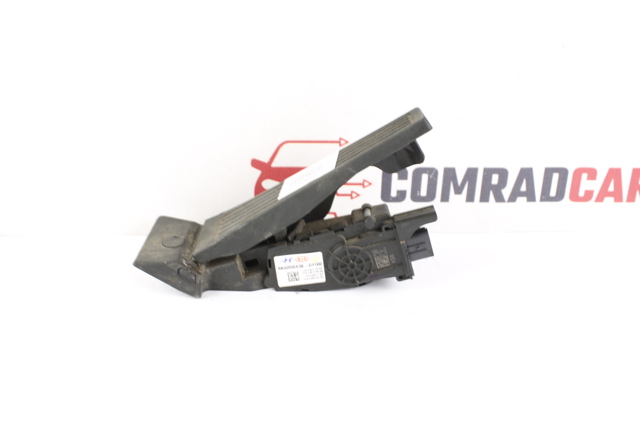 Педаль акселератора 32700D4100 HYUNDAI