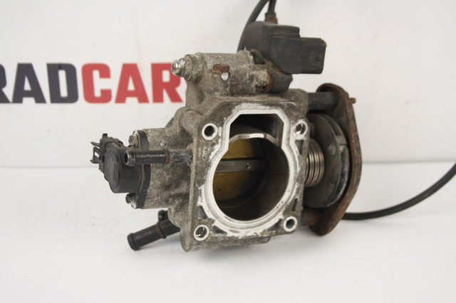 Блок дроссельной заслонки 351002B020 HYUNDAI