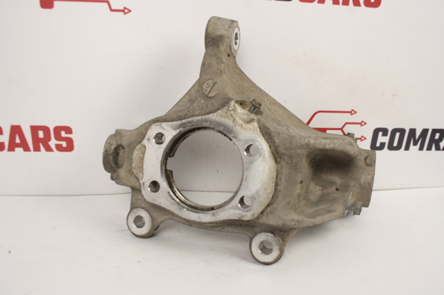 NISSAN 400146RR0A Цапфа передняя правая в наличии Черновцы