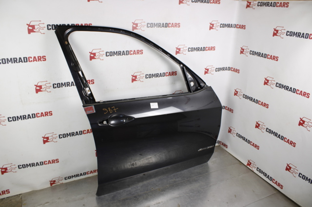 Пассажирская передняя дверь 41517386738 BMW