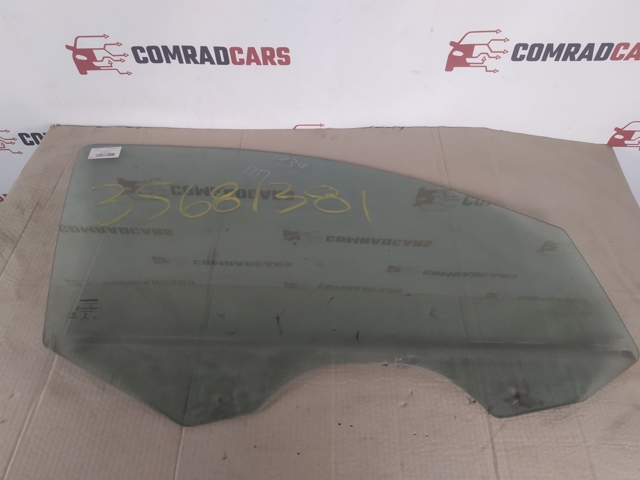 Стекло пассажирской двери 5076886AD CHRYSLER