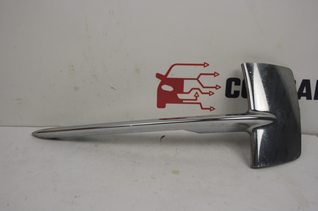 BMW 51117325395 Молдинг решетки бампера переднего левый в наличии Львов