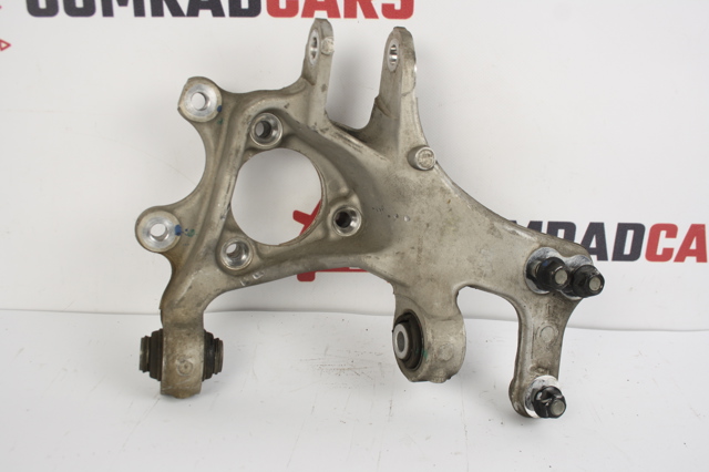 Цапфа - поворотный кулак задний, левый 52710L0500 HYUNDAI