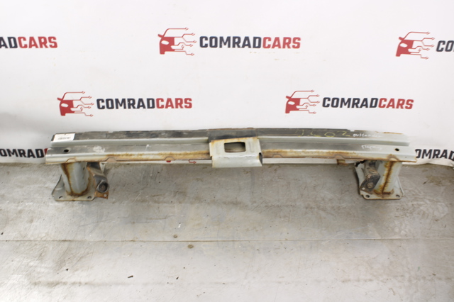 Усилитель переднего бампера  6400F231 MITSUBISHI