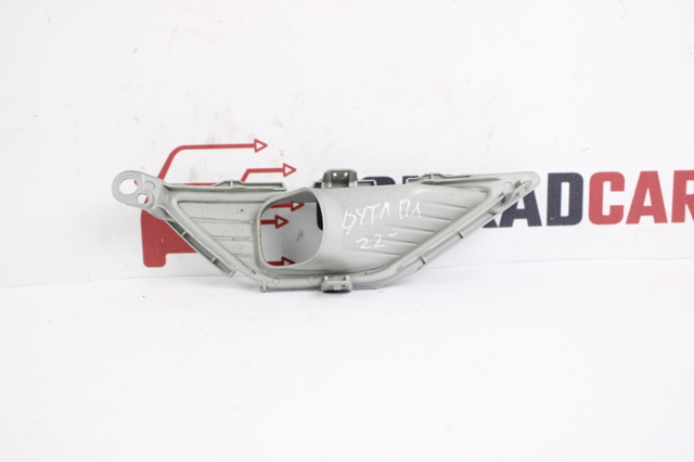 Решетка противотуманных фар левая 6400J965HA MITSUBISHI