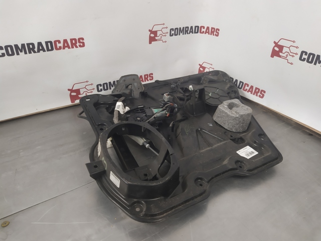 Механизм стеклоподъемника правой задней двери 68043738AA CHRYSLER
