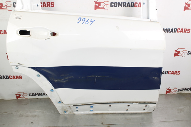 Задняя правая дверь 68110160AD CHRYSLER
