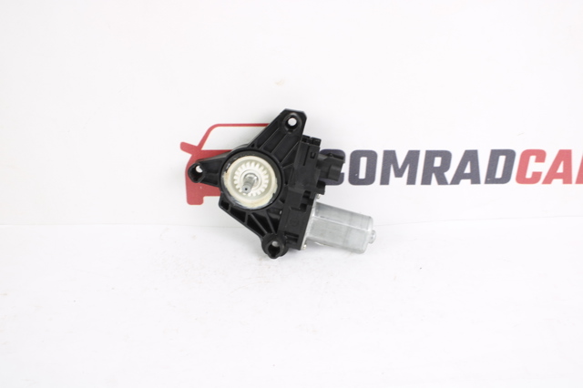 68268767AA CHRYSLER Мотор стеклоподъемника двери задней правой купить в Черновцы