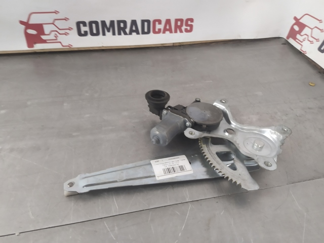  Механизм стеклоподъемника правой задней двери 6980306140 TOYOTA