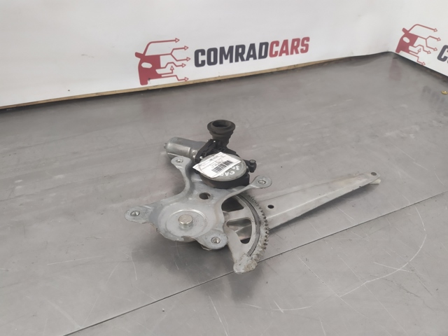 Стеклоподъемник Toyota Camry