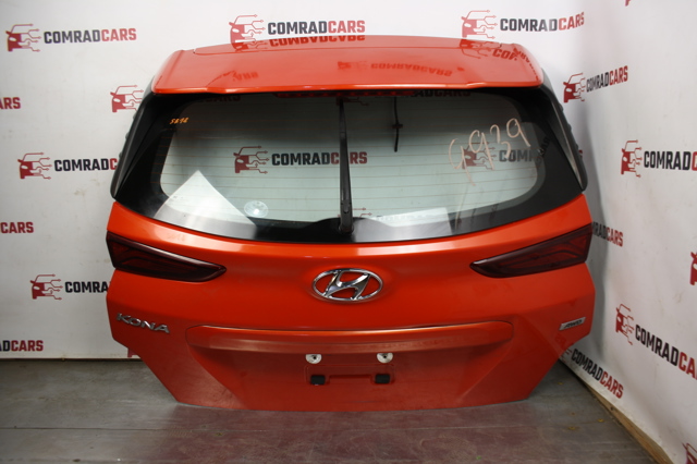 Дверь задняя багажная 73700J9030 HYUNDAI