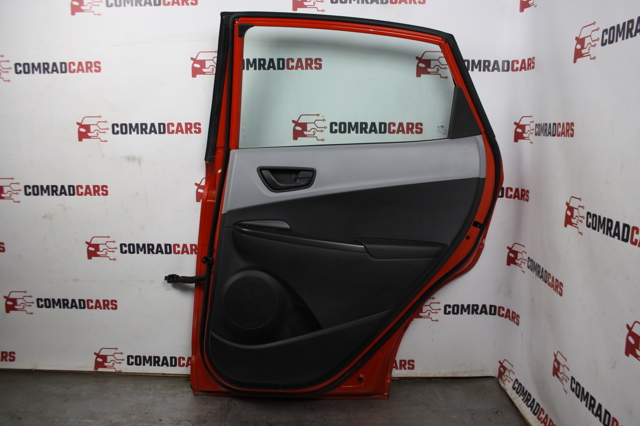 Задняя правая дверь 77004J9000 HYUNDAI