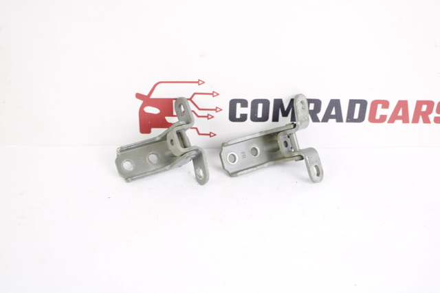 Петля передней двери левая 793102V000 HYUNDAI