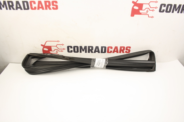 Стекло заднее левое 823316RR0B NISSAN