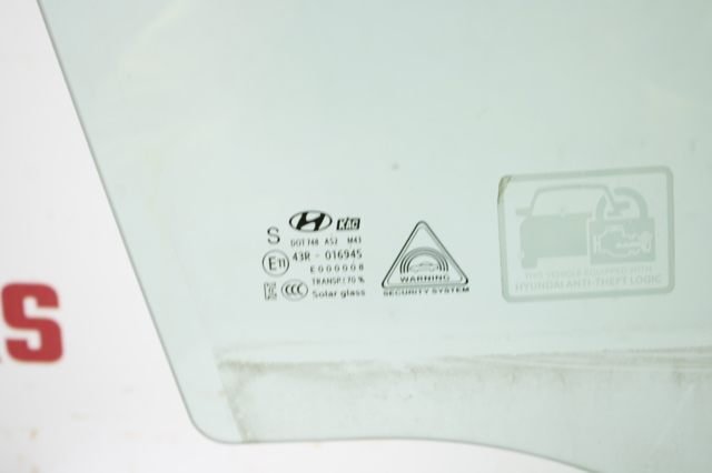 HYUNDAI 82421S2000 Стекло двери передней правой в наличии Полтава