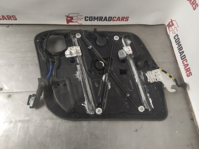 82481B2010 HYUNDAI Стеклоподъемник передней правой двери купить в Кривой Рог