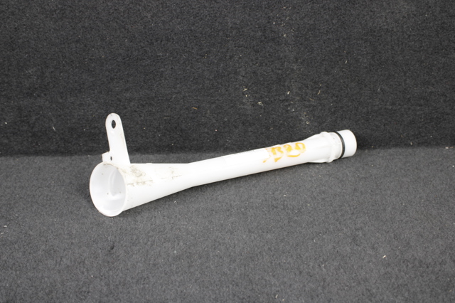 Горловина бачка омывателя 8260A509 MITSUBISHI