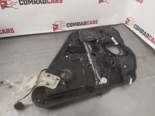 Стеклоподъемник задней левой двери 834713Q000 HYUNDAI