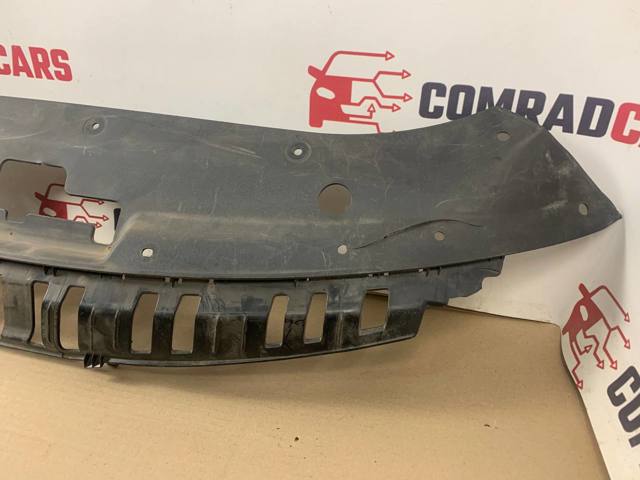HYUNDAI 86360D5000 Накладка диффузора радиатора верхняя в наличии Черновцы