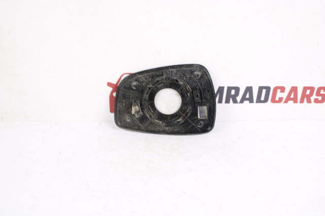 Зеркальный элемент левого зеркала заднего вида 876114L000 HYUNDAI