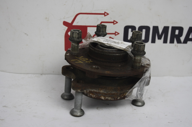 Ступицы передних колес 8K0407607 VAG