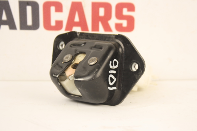Замок и ручка двери задка 905024CL0A NISSAN