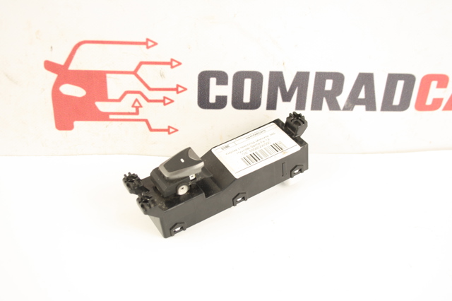 HYUNDAI 935802W000 в наличии Киев