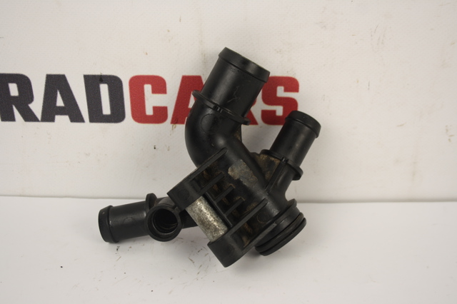 Водяной патрубок DS7G8K556CC FORD