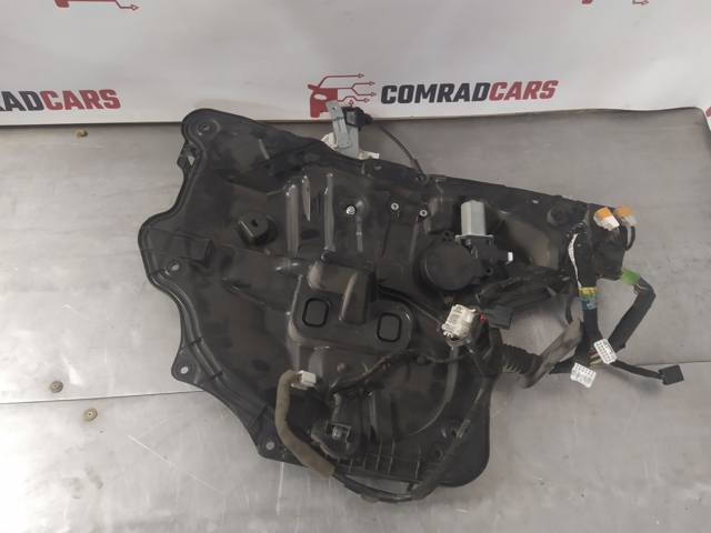 Механизм стеклоподъемника двери передней, правой GHP958590A MAZDA