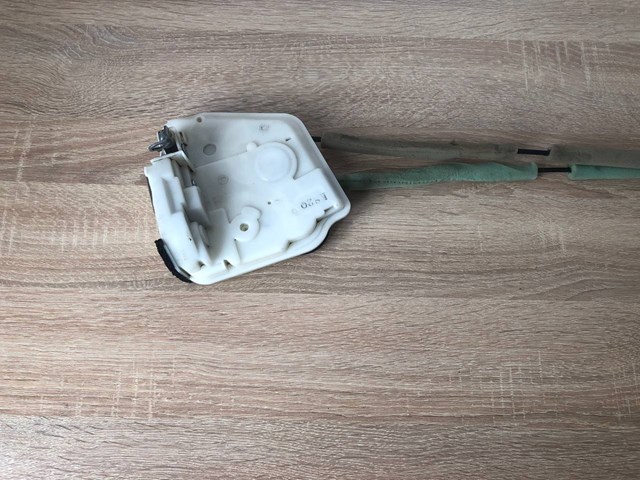 KB7W73310 MAZDA Замок двери задней левой купить в Запорожье