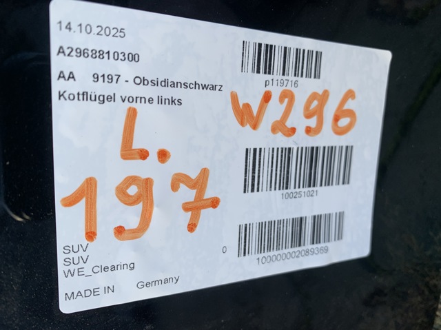 MERCEDES A2968810300 Крыло переднее левое в наличии Черкассы