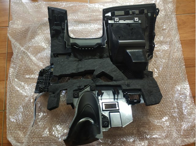 VAG 4M8863075D24A Ящик перчаточный (бардачок) в наличии Хмельницкий