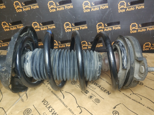 54661D5700 HYUNDAI Амортизатор передний правый купить в Львов