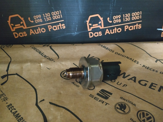 Датчик давления топлива 9814383880 PEUGEOT