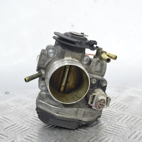 Блок дроссельной заслонки 06A133064M VAG