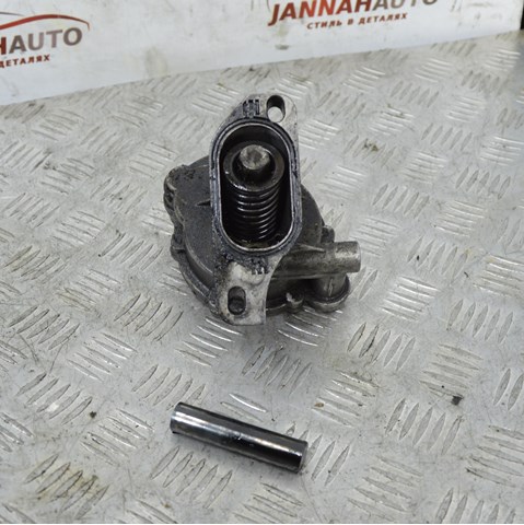 VAG 075145100 Насос вакуумный в наличии Киев