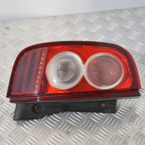 Фонарь задний левый 26555AX710 NISSAN
