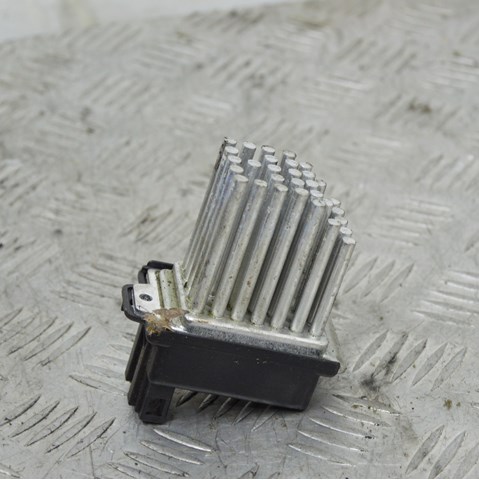 Резистор (опір) пічки, обігрівача салону 4B0820521