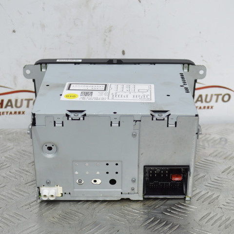5M0035186J Магнитола (радио AM/FM), универсальная купить Кривой Рог
