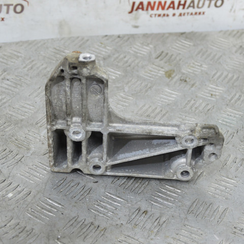 7505980 BMW Кронштейн компрессора кондиционера купить в Тернополь